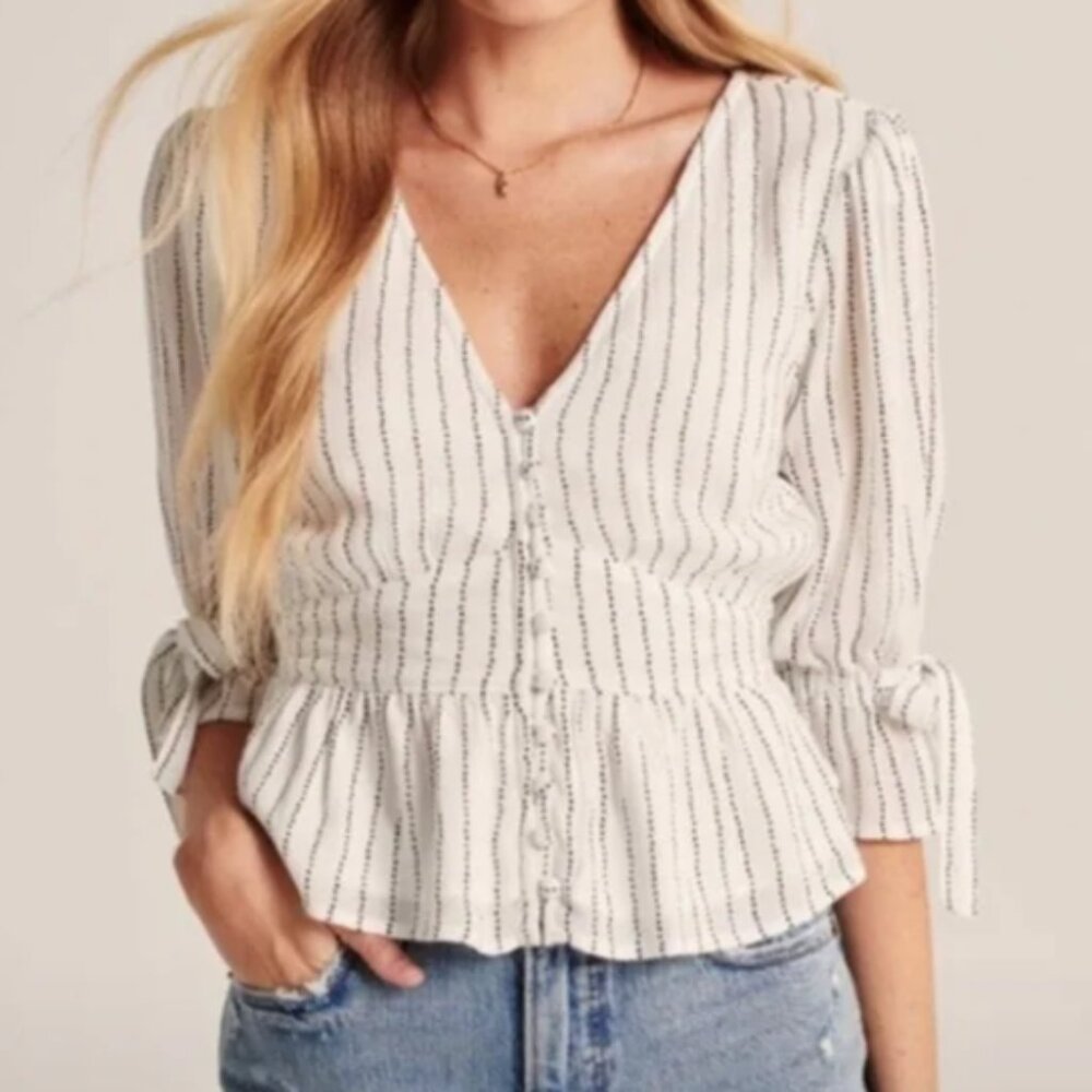 Abercrombie & Fitch Tie Sleeve Peasant Blouse Size XS